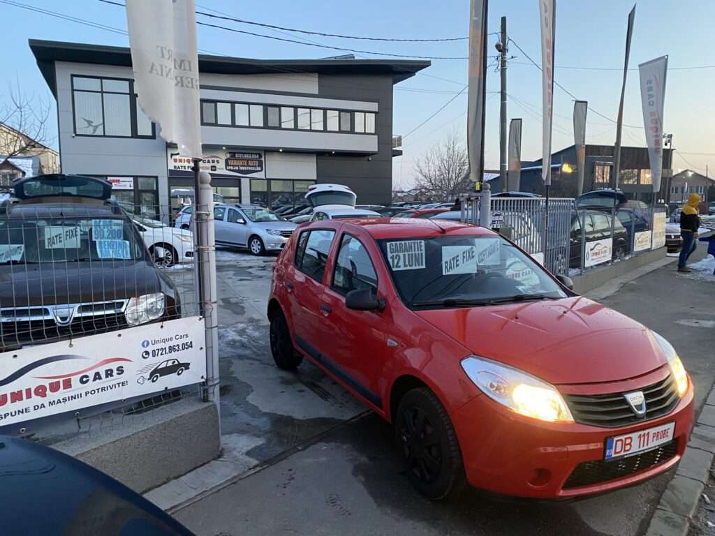 DACIA SANDERO • Benzină • An 2009 • Preț accesibil!